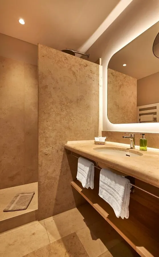 Hotel zur Waldbahn Zwiesel 4*,